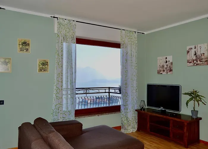 Il E La Collina Prázdninový dům Stresa